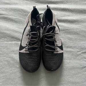 Nike Flyknit Running Sneakers